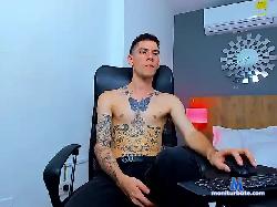 charlie-davis bongacams live cam performer profile