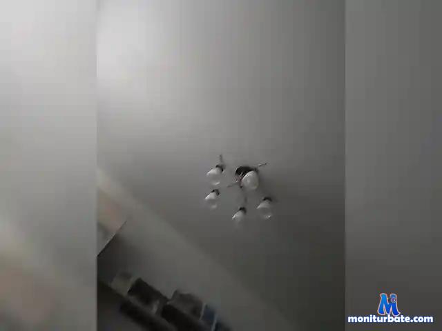 Vzuhhchik bongacams performer male