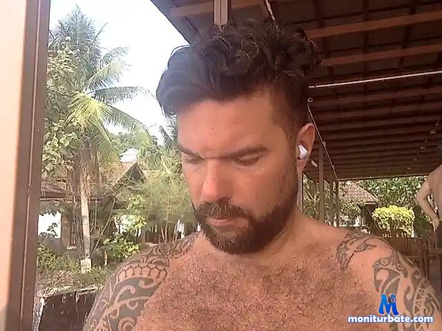 Mario-Baldini bongacams performer male