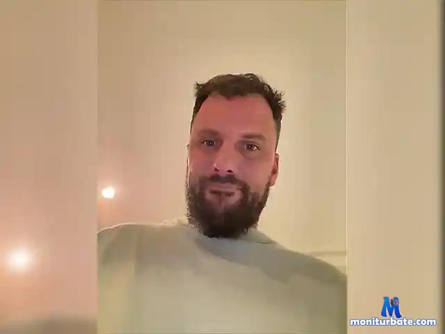 MrDexx bongacams performer male