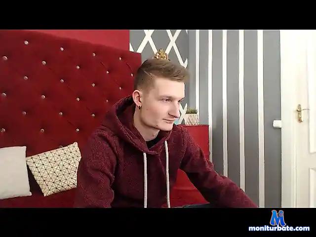 LeoLli bongacams performer male