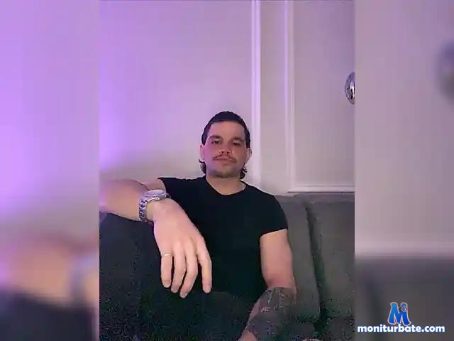 OnlyGem bongacams performer couple of 2 males