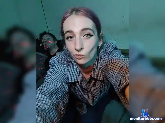Realglmotherf bongacams performer couple male female