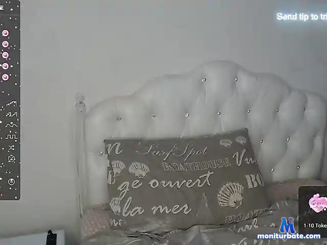 mia-foxy-love bongacams performer female