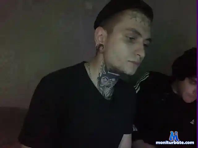 RA17ER-1 bongacams performer couple of 2 males