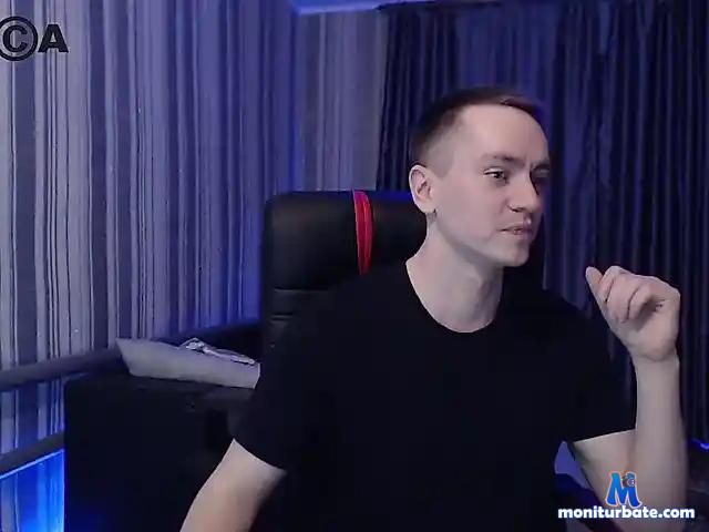 Wow-Boy bongacams performer male
