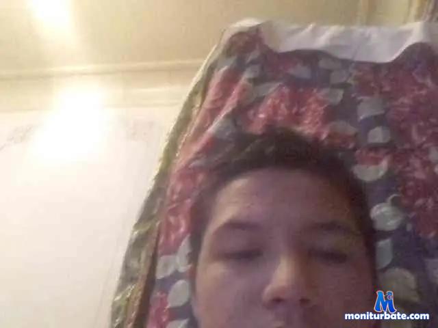 XaRewsX bongacams performer male