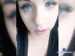 LoveMiArt bongacams live cam performer profile