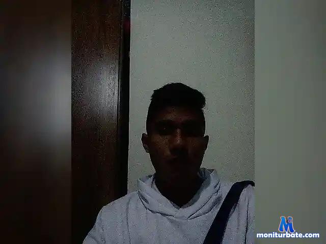ChrisArocaa bongacams performer male