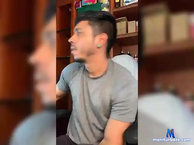 WhistleJohn bongacams performer male