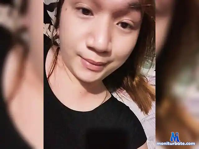 xLegallysex4U bongacams performer shemale