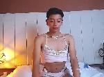 --Andyy-- bongacams livecam show performer room profile
