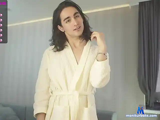 AlanDeNavarre bongacams performer male