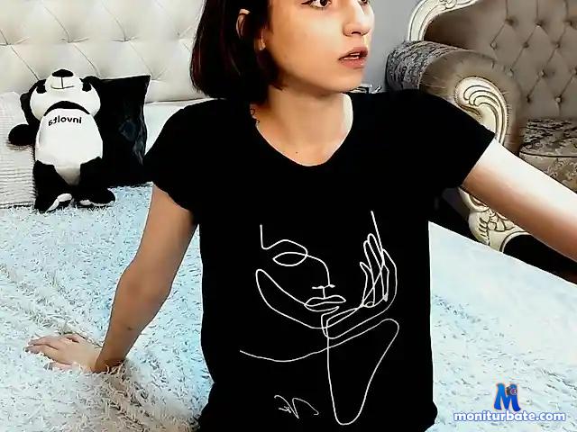 lolamoritz bongacams performer female