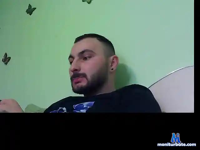 giuseppe43 bongacams performer male