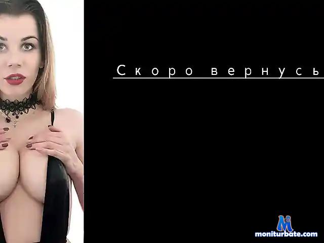 MomsaysitsOk bongacams performer female
