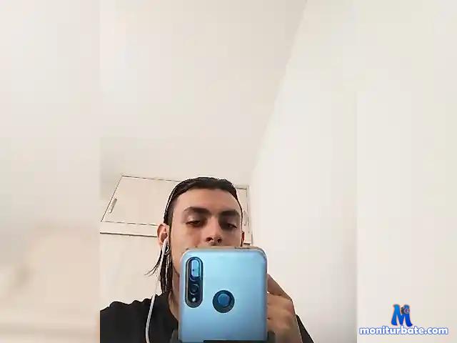 sebasvaron bongacams performer male