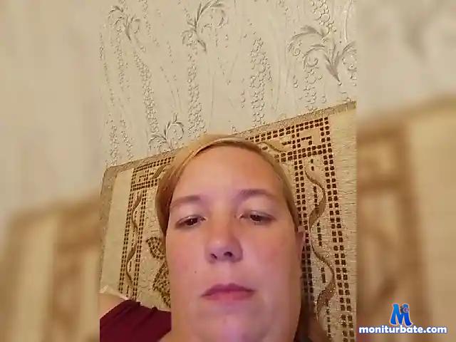 Marina98 bongacams performer female