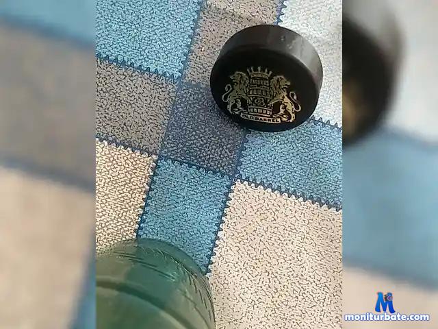 realisttvoy bongacams performer male