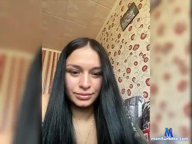Maryllove bongacams performer female