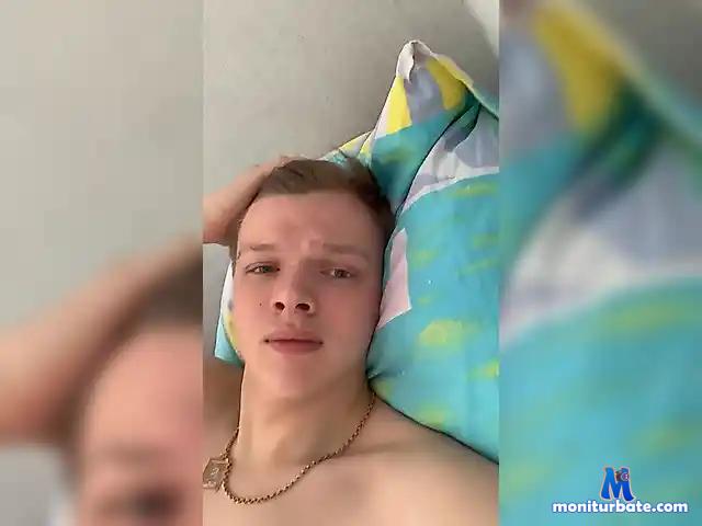 Plyushka-boy bongacams performer male