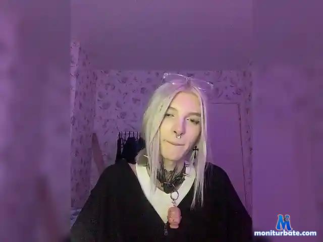 sakyrasyk bongacams performer shemale