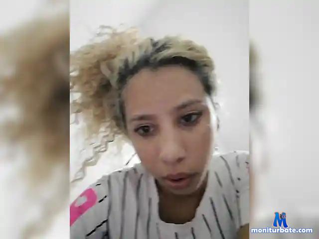 Sombra100692 bongacams performer male