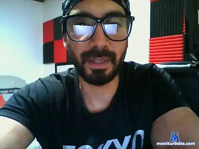 Cargo181 bongacams performer male