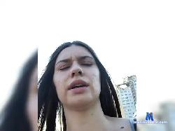 KrisBeatris bongacams live cam performer profile