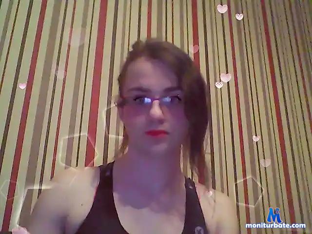 CZDailySmoker bongacams performer shemale