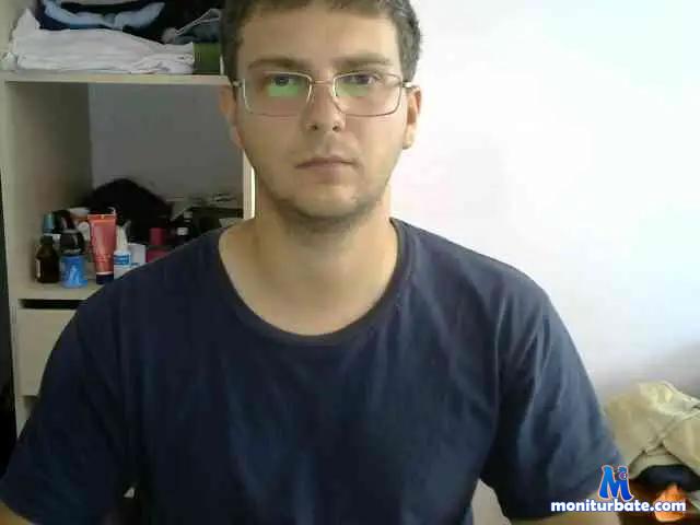 29Weyland bongacams performer male