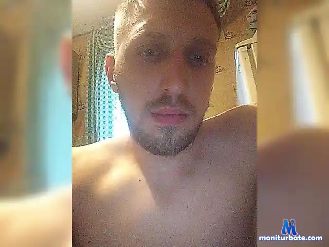Mordolop bongacams performer male