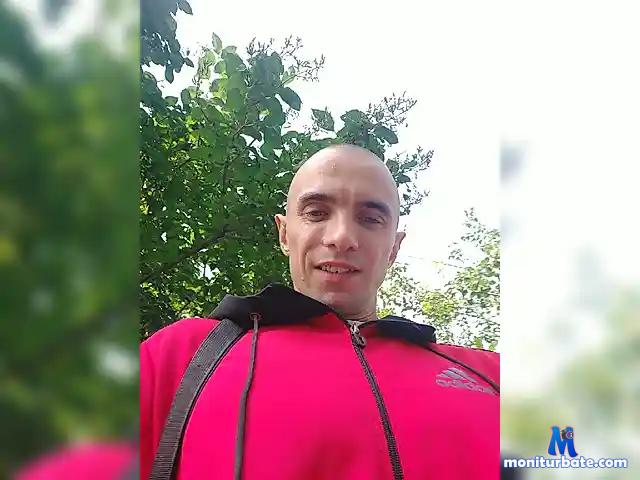 Zement124 bongacams performer male