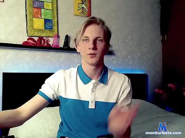 web-rokkel bongacams performer male