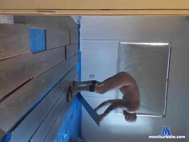 whiteHorneyjb bongacams performer male