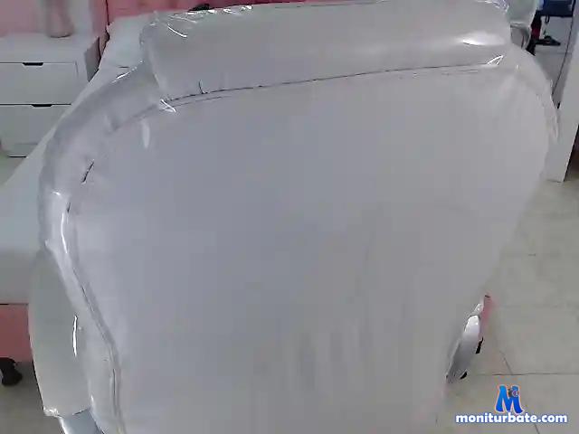 shantal-evans bongacams performer female