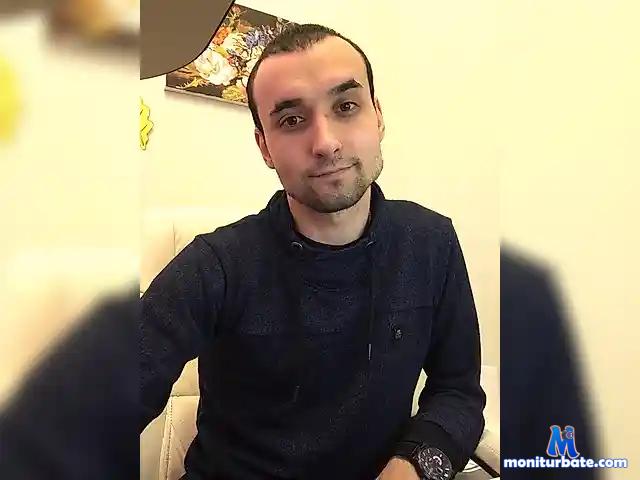 RobertMilos bongacams performer male