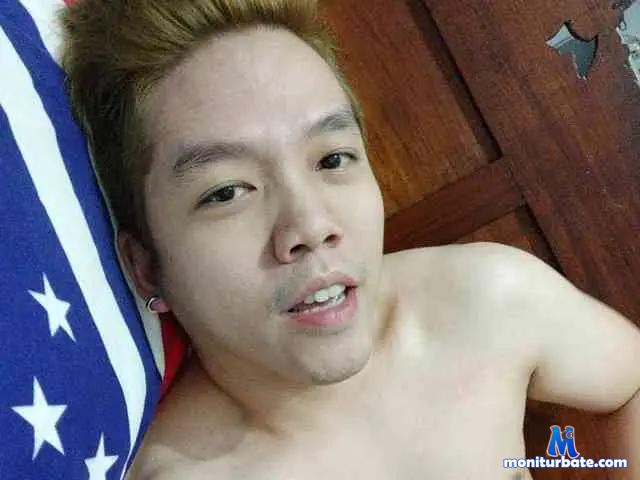 sexyyoj030 bongacams performer male