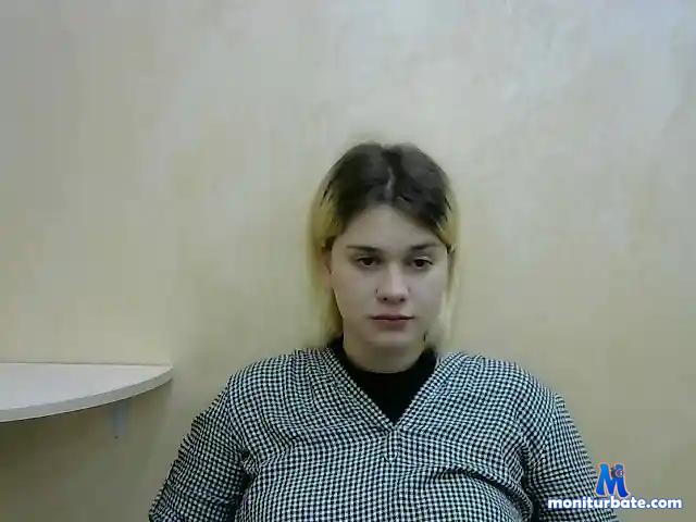 BlondSweett bongacams performer female