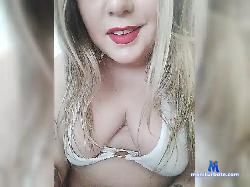 LadyUniverse bongacams live cam performer profile