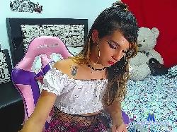 dyhanaa bongacams live cam performer profile