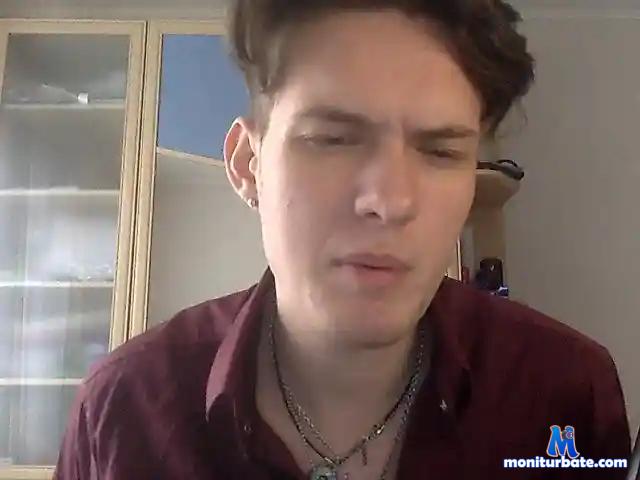 mishael-korn bongacams performer male