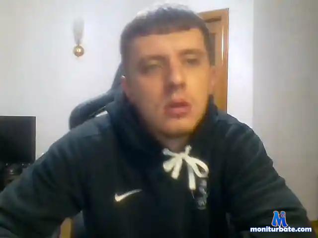 yungbijuu bongacams performer male