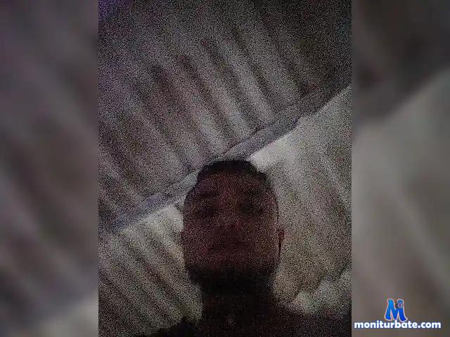 liukaang bongacams performer male