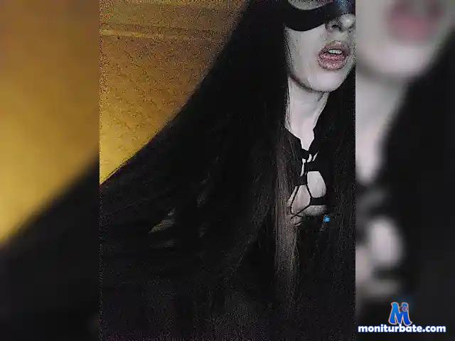 Lady-meow bongacams performer female