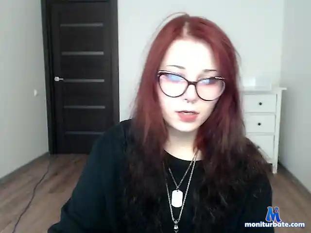 Karenera bongacams performer female