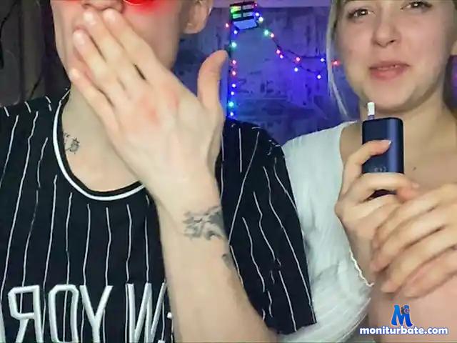 creamHONEY bongacams performer couple male female