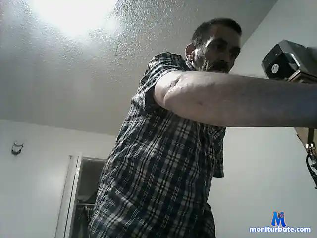 dontdaddy247-1 bongacams performer male