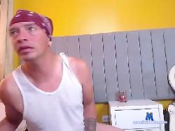 Charrly-- bongacams live cam performer profile