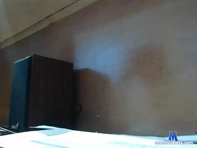 alaskasantiag bongacams performer male